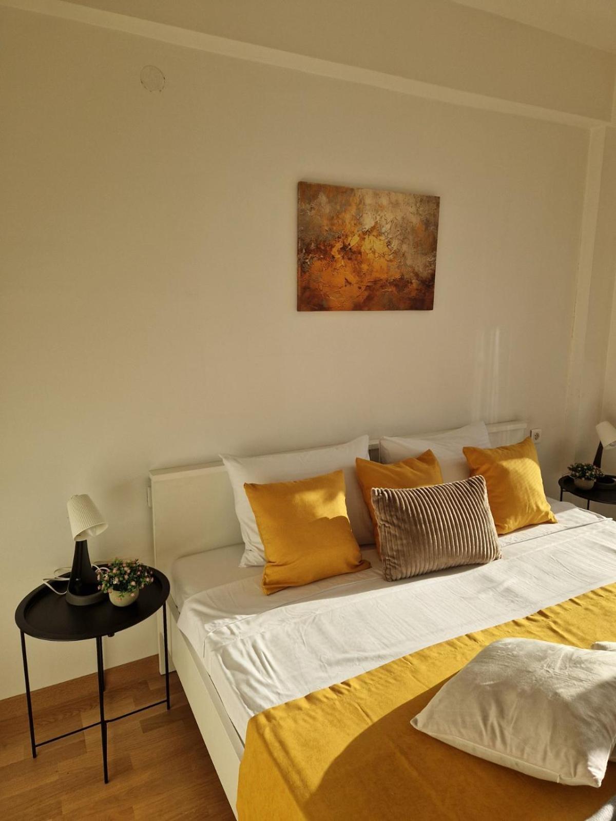 Kamche Lux Apartment Skopje Exterior foto